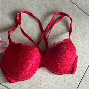 VS Bombshell Elegant Red Lace Bra 34B